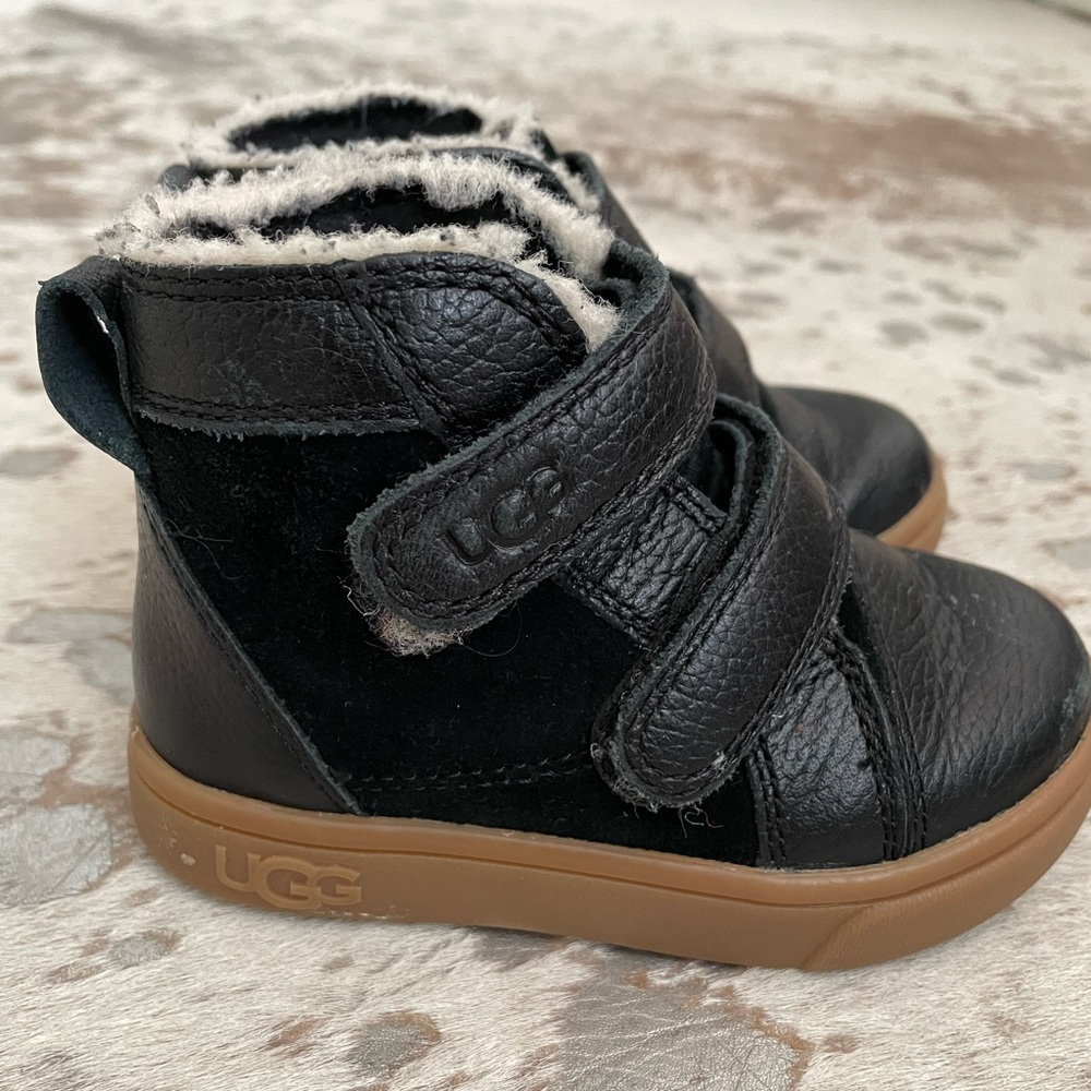 UGG Rennon High Top Sneaker